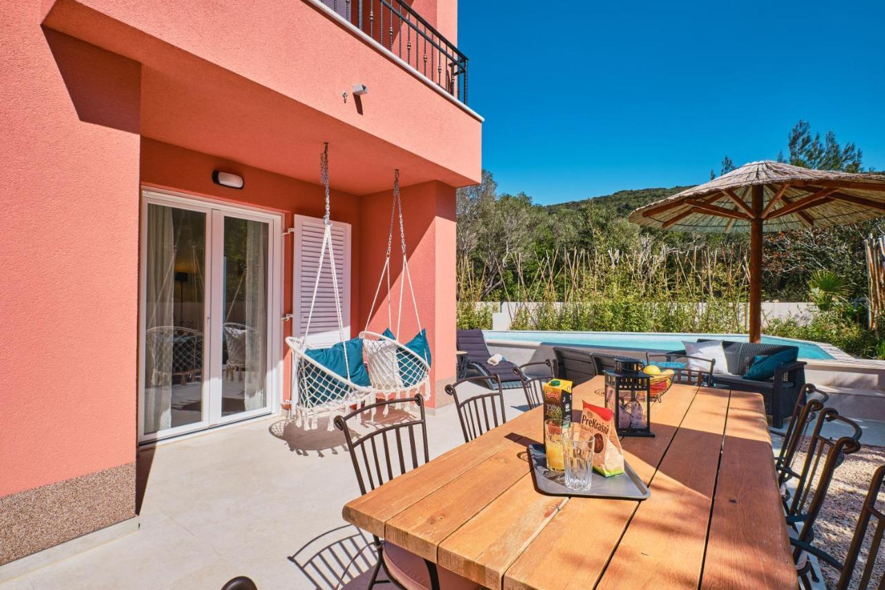 Meacres Sun Villa Miholascica Exterior photo