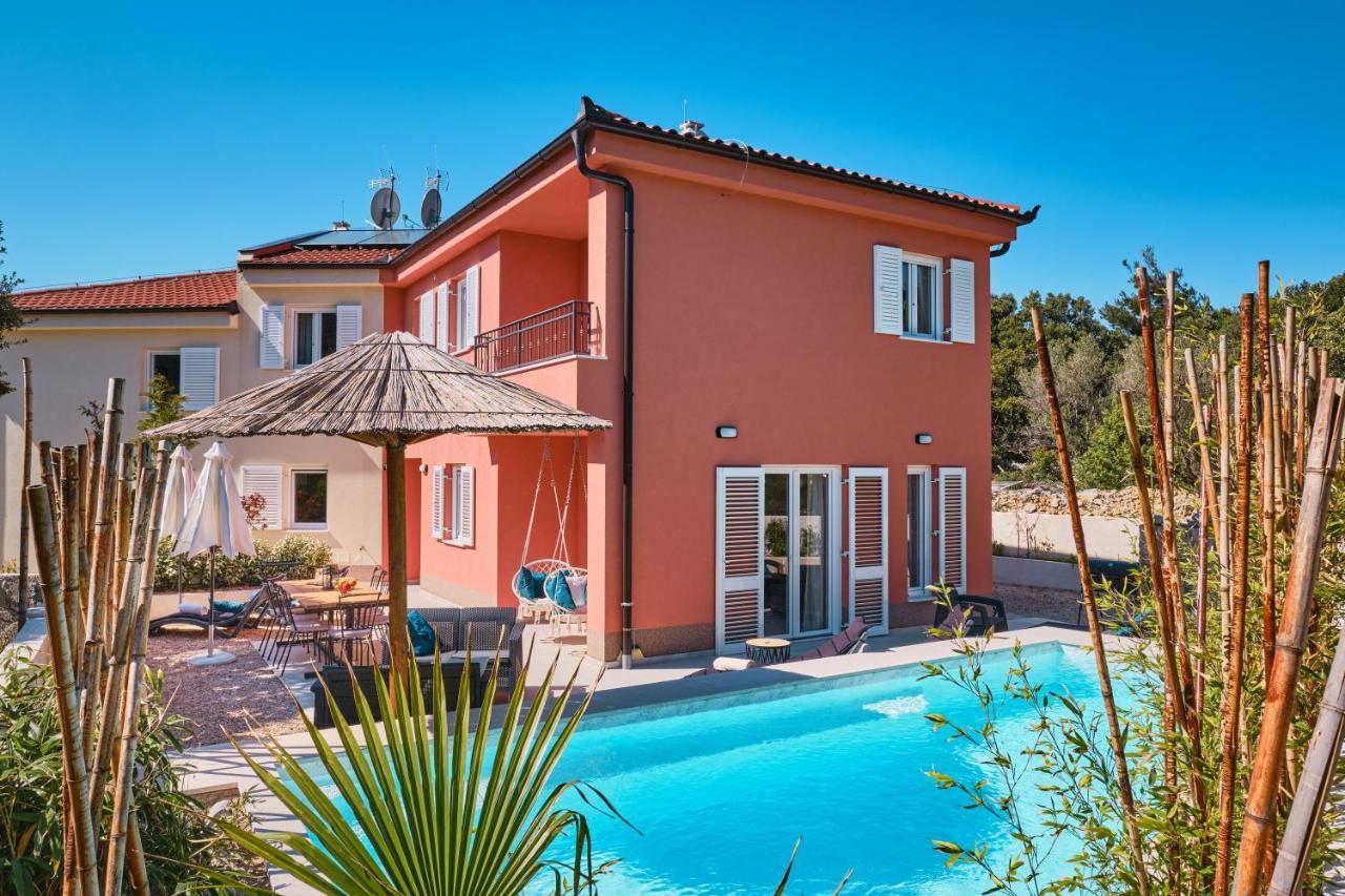 Meacres Sun Villa Miholascica Exterior photo