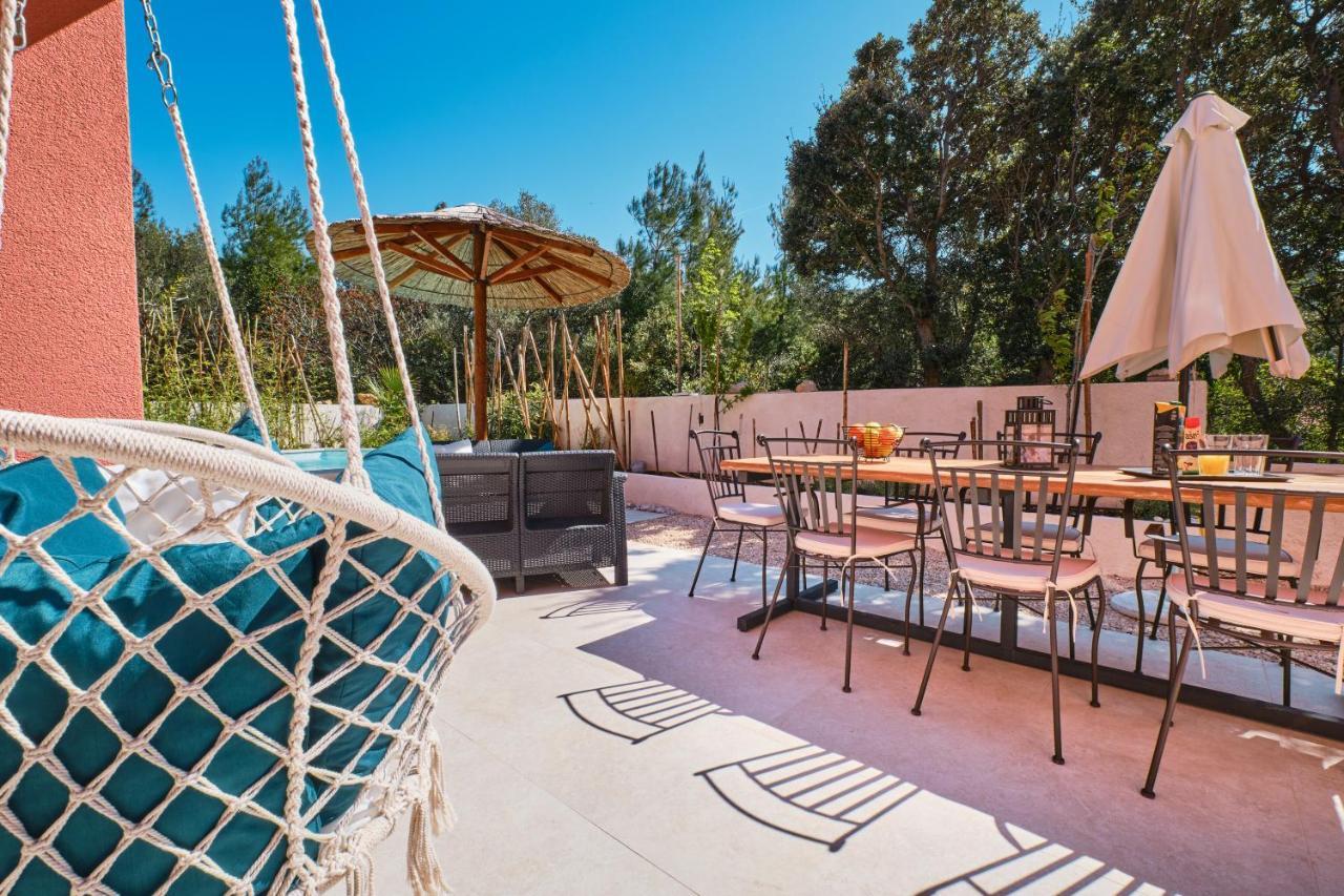 Meacres Sun Villa Miholascica Exterior photo