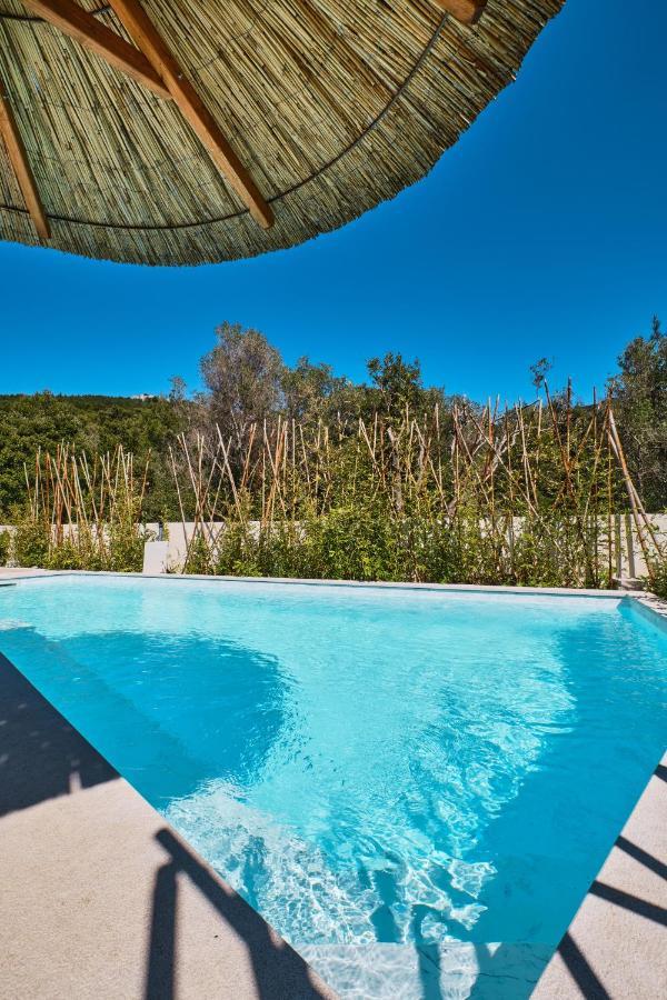 Meacres Sun Villa Miholascica Exterior photo